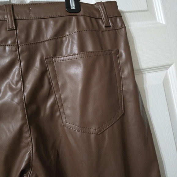 NWOT Madden NYC Brown Faux Leather Straight-Leg Pants, Relaxed Fit, Size 17. - Picture 10 of 12